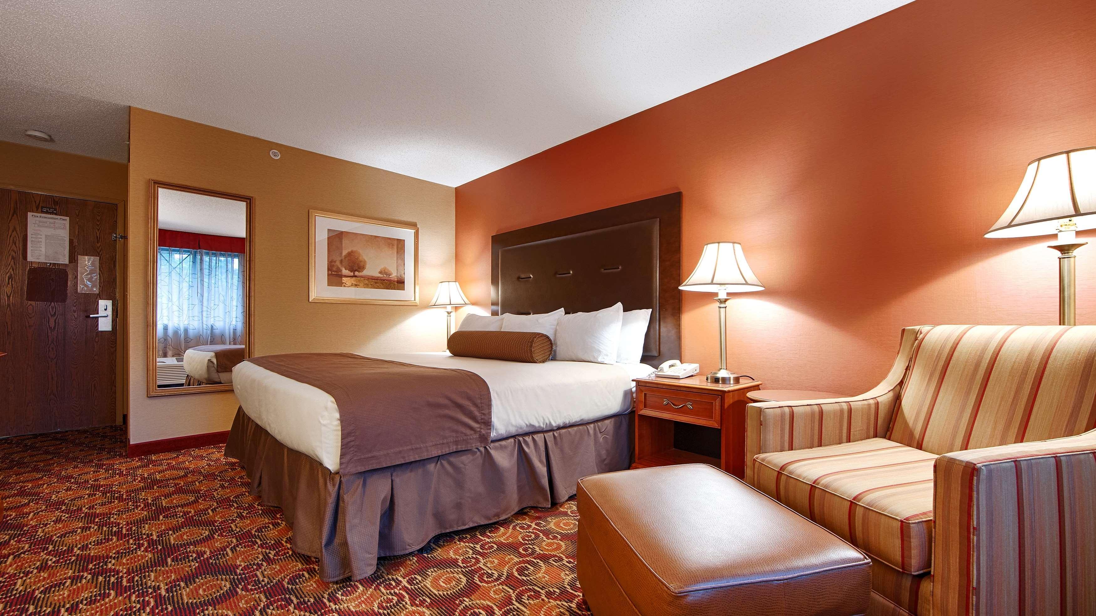 Best Western Plus The Inn At Sharon/Foxboro Exterior photo