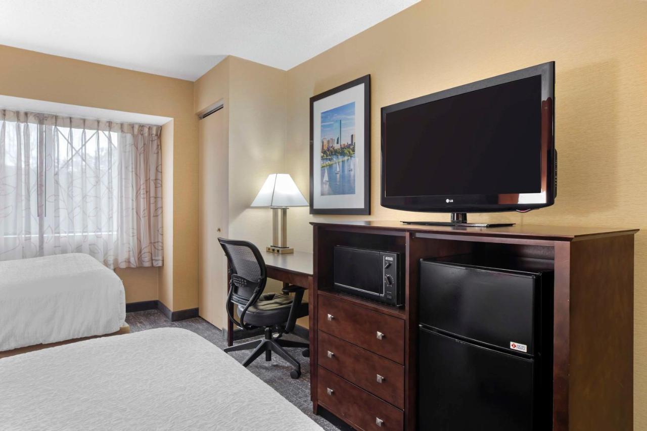 Best Western Plus The Inn At Sharon/Foxboro Exterior photo